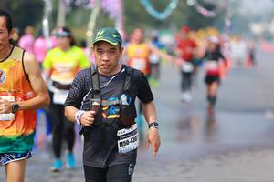 BIB: 430
                            <button type="button" onclick="openModal(9918343)" class="btn btn-primary btn-sm float-right btn-popup" data-toggle="modal" data-target=".modal-high-quality">
                        <i class="fas fa-shopping-cart"></i> Add to Cart
                    </button>
                                            <button type="button" onclick="isThisMe(9918343, true)" class="btn btn-success btn-sm float-right btn-popup btn-isme hidden" data-toggle="tooltip" data-placement="bottom" title="นี่คือรูปของคุณใช่ไหม คลิกที่นี่เพื่อเอาเข้าอัลบั้ม">
                        <i class="fas fa-plus"></i> Add to album
                    </button>
                    <button type="button" onclick="isThisMe(9918343, false)" class="btn btn-warning btn-sm float-right btn-popup btn-isnotme hidden">
                        <i class="fas fa-ban"></i> Remove from album
                    </button>